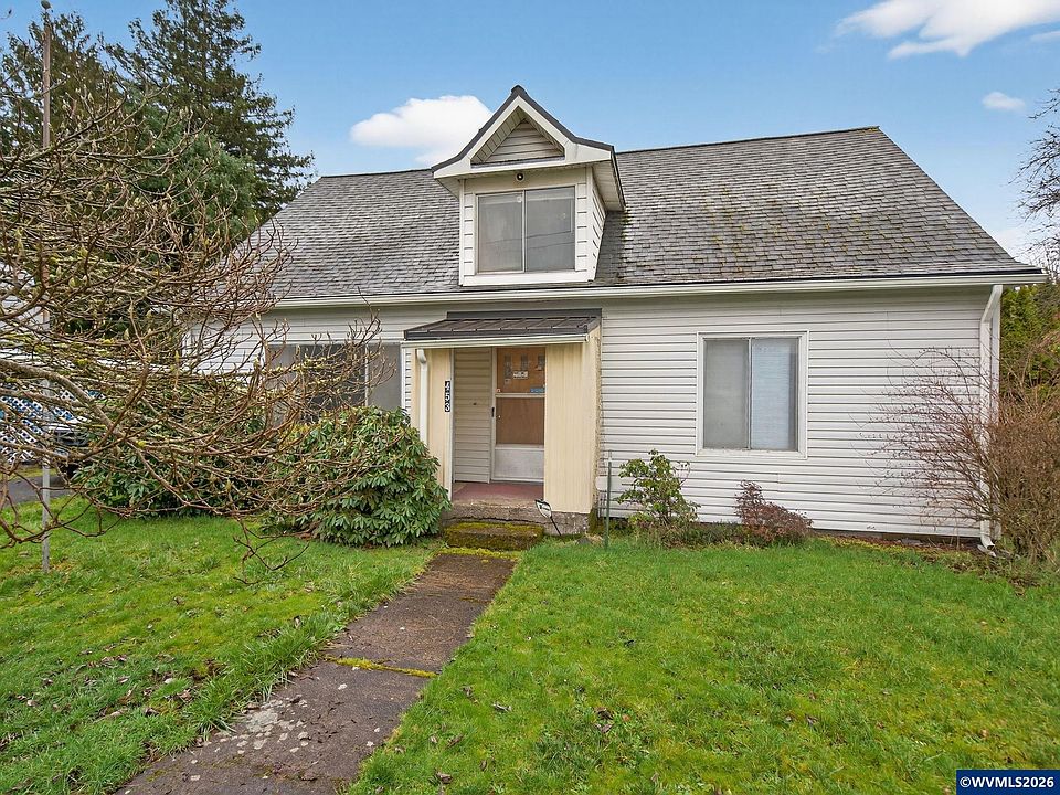1st image of 453 NE Yamhill St