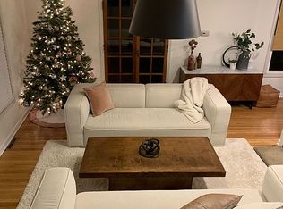 868 40th St, Des Moines, IA 50312