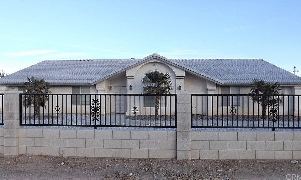 1st image of 8761 Escondido Ave