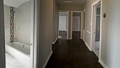 3rd image of 7320 S Oglesby Ave