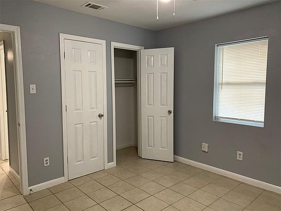 5th image of 7517 Lockwood Dr #B