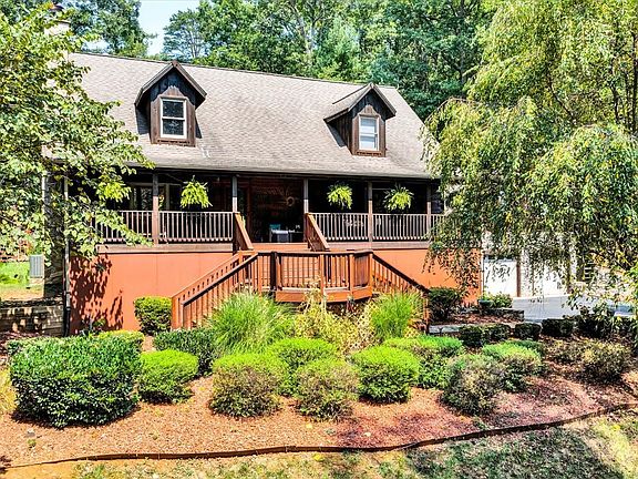 2nd image of 1137 Winding Timber Ln