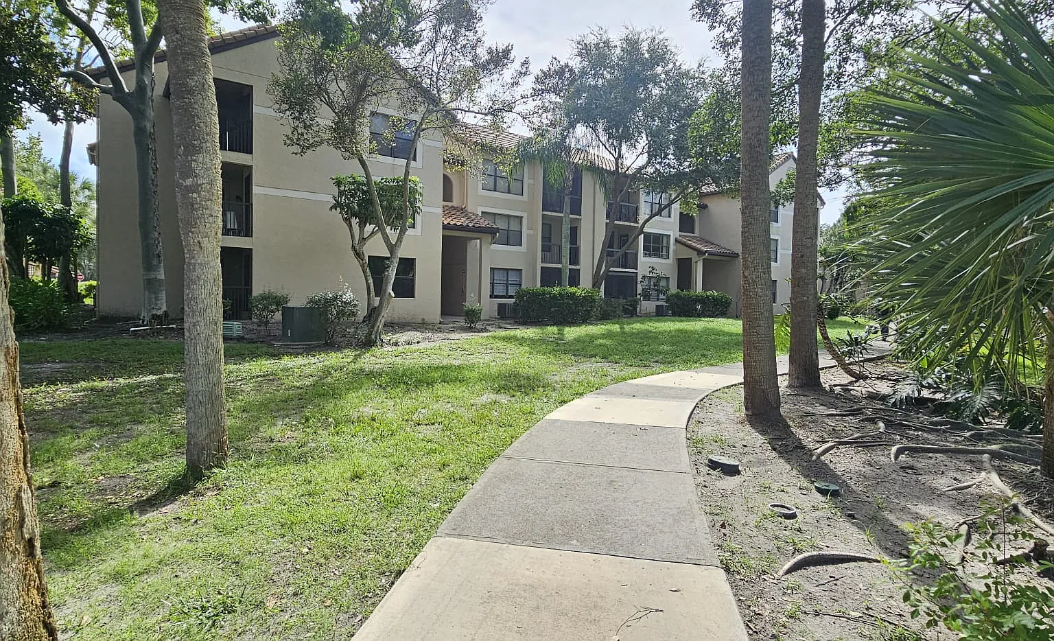 4521 W. Mcnab RD #16 - 1 — Photo 4