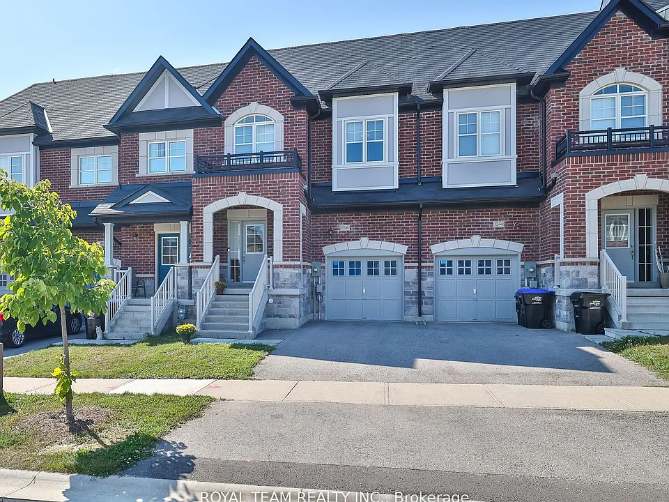 1246 Peelar Cres