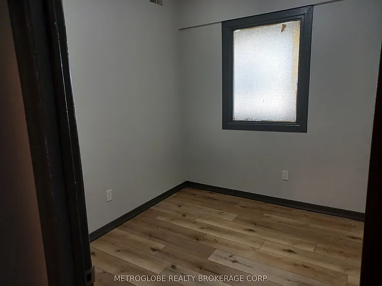 191 Lakeshore Rd E #11 — Photo 7
