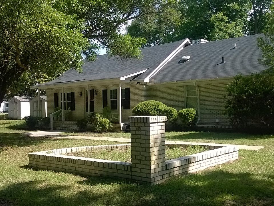 1st image of 1820 Clara Belle Ln