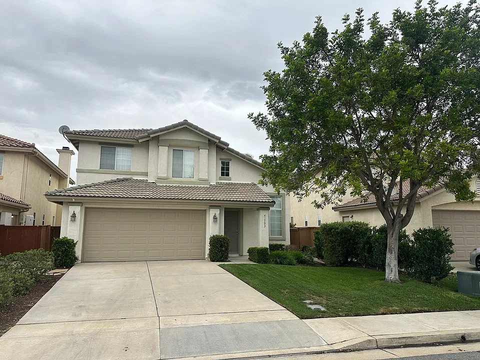 41793 Vardon Dr