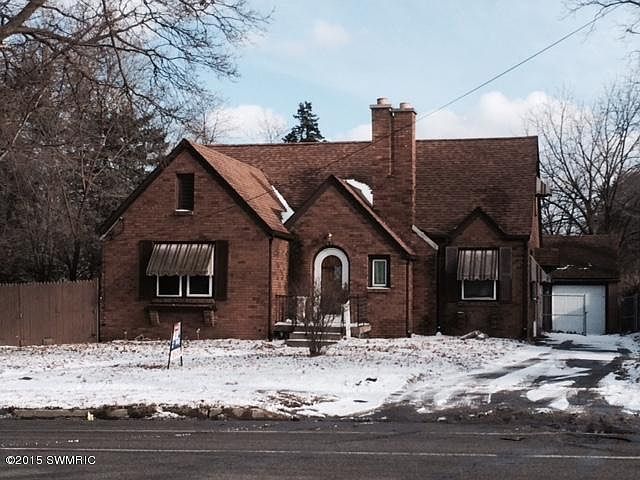 1st image of 2732 Madison Ave SE