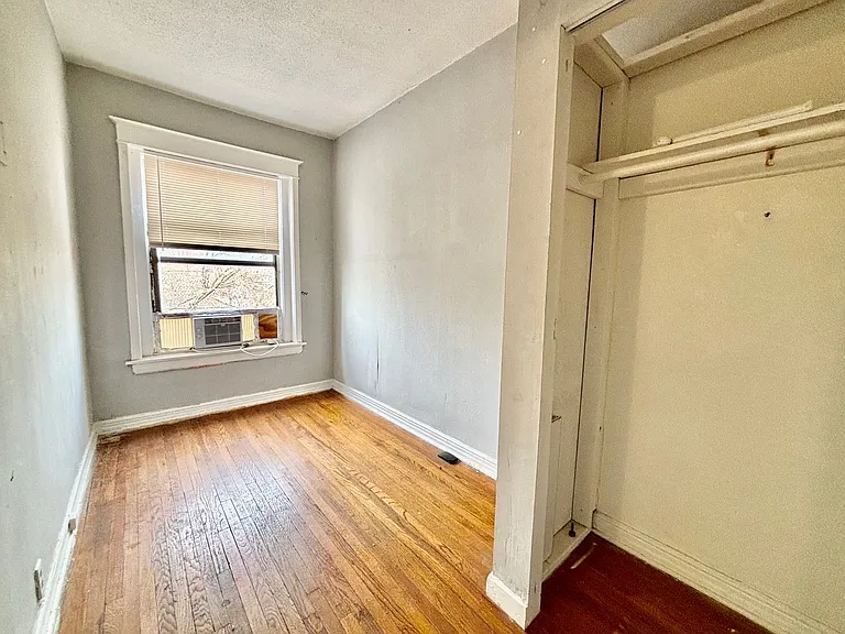 Afton Apartments — Photo 28