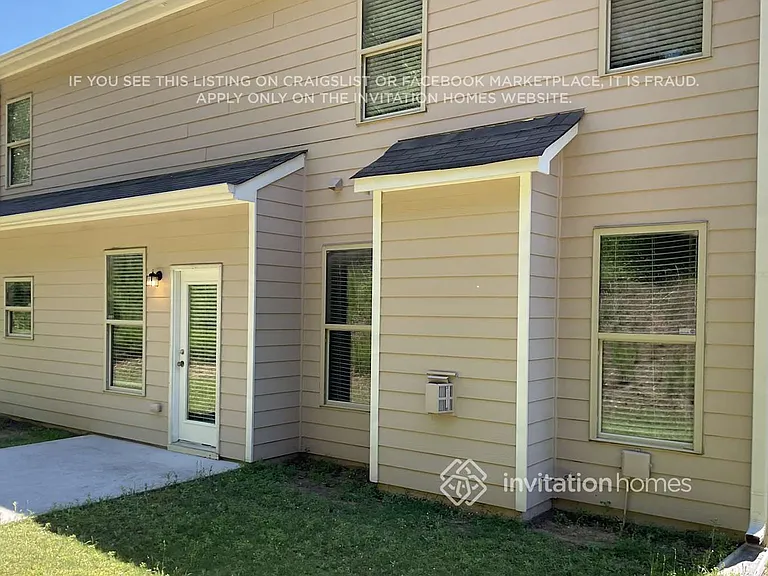 208 Manous Way — Photo 16