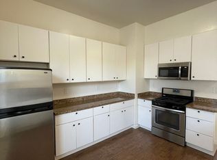 1695 8th St, Oakland, CA 94607