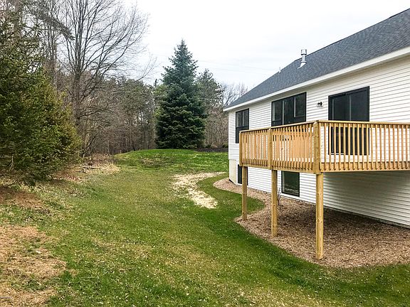 4th image of 15178 Silver Fir Dr #52