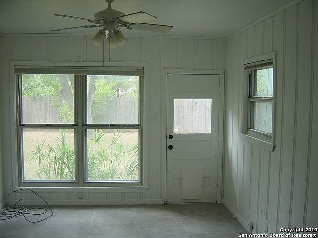 2nd image of 306 Barbara Dr