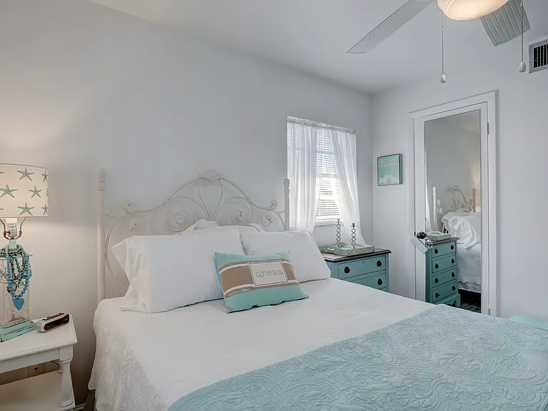 Double bedroom 3