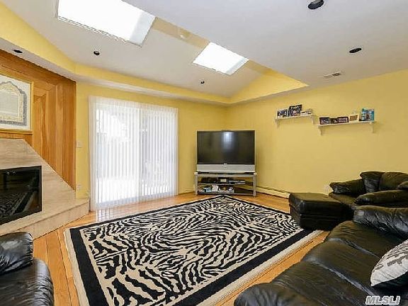 4th image of 40 Sea Gull Ln