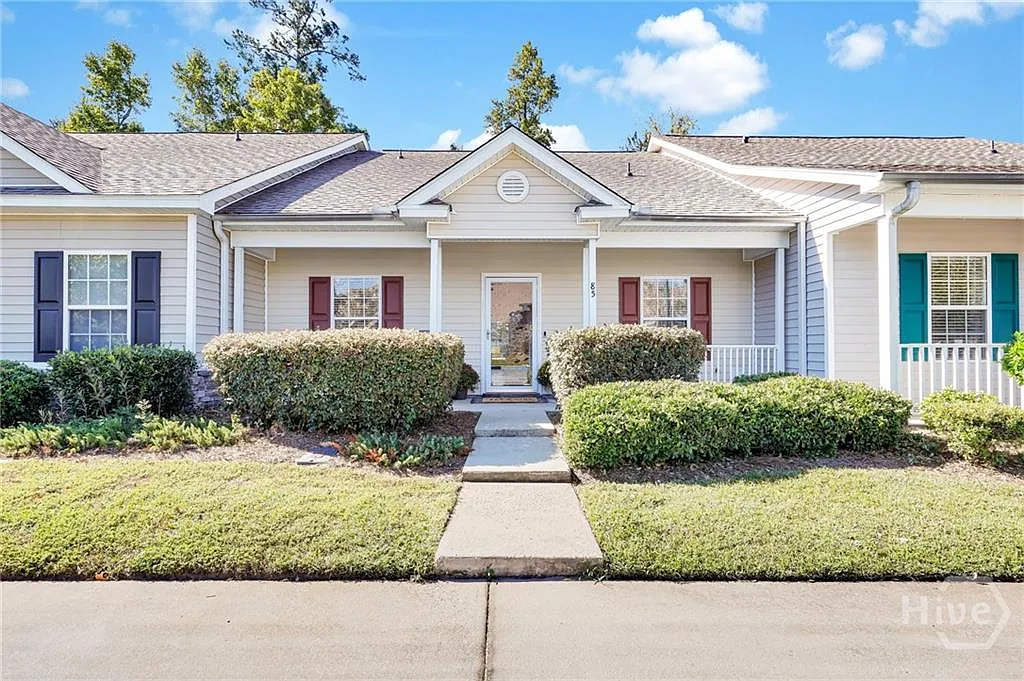 3 bed, 1750 sqft, $2,200 — Photo 1
