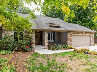 2310 Trailridge Dr, Mishawaka, IN