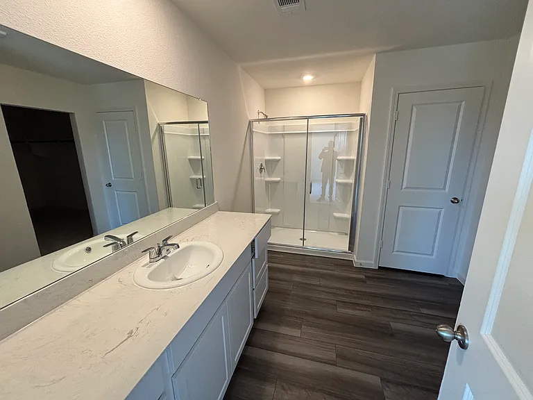 5511 Hastings Ln — Photo 16