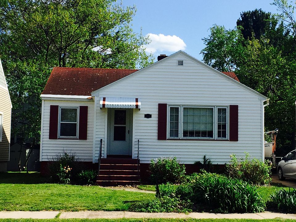 1st image of 318 E Kaye Ave