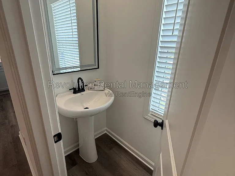 32 Nickel Dr — Photo 12