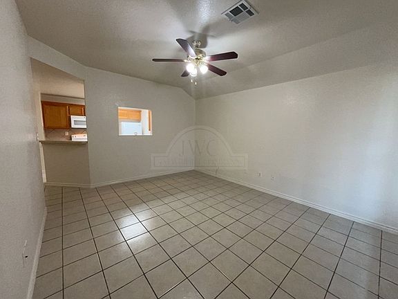 3rd image of 1204 Nicholas Cir APT B