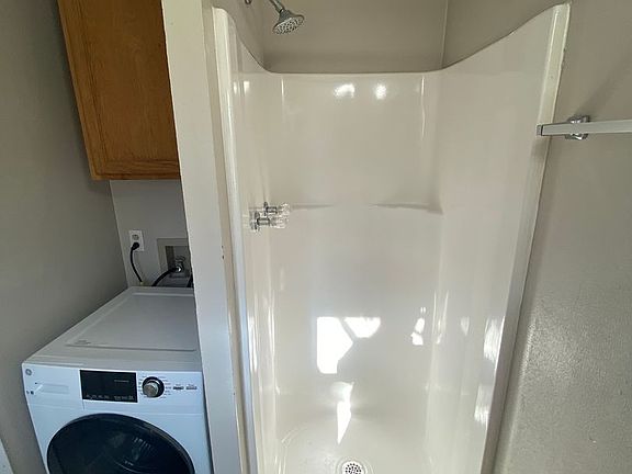 3rd image of 309 W Lincoln Ave
