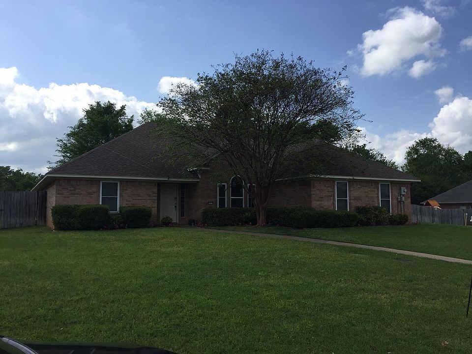 3311 St Andrews
