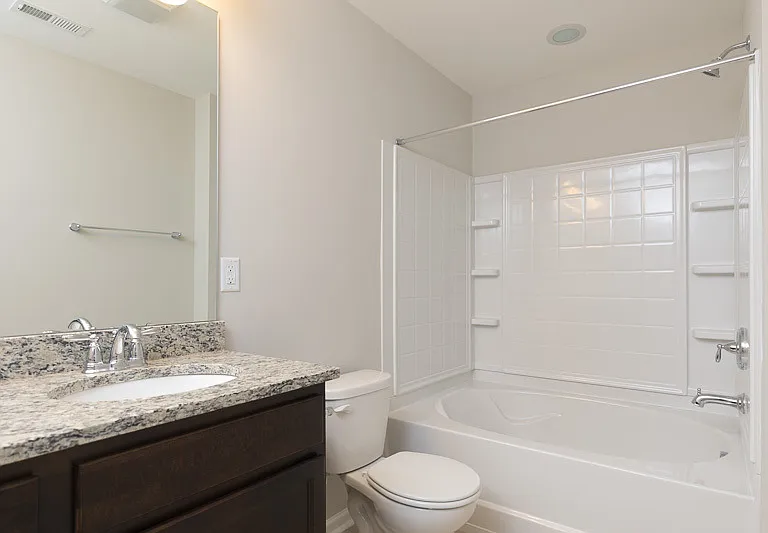 215 Hamlet Pl — Photo 8