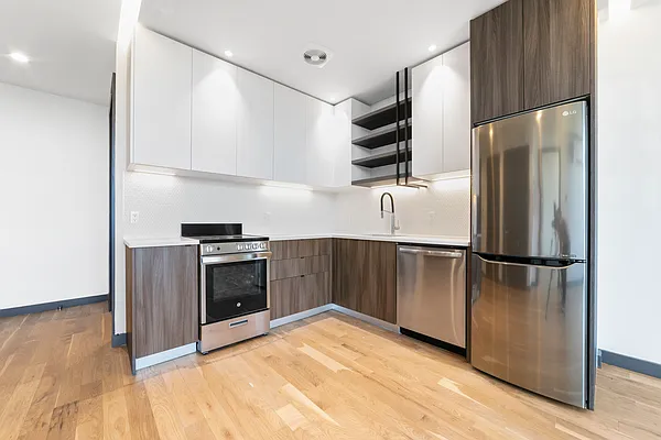 Rented by MNS | media 17