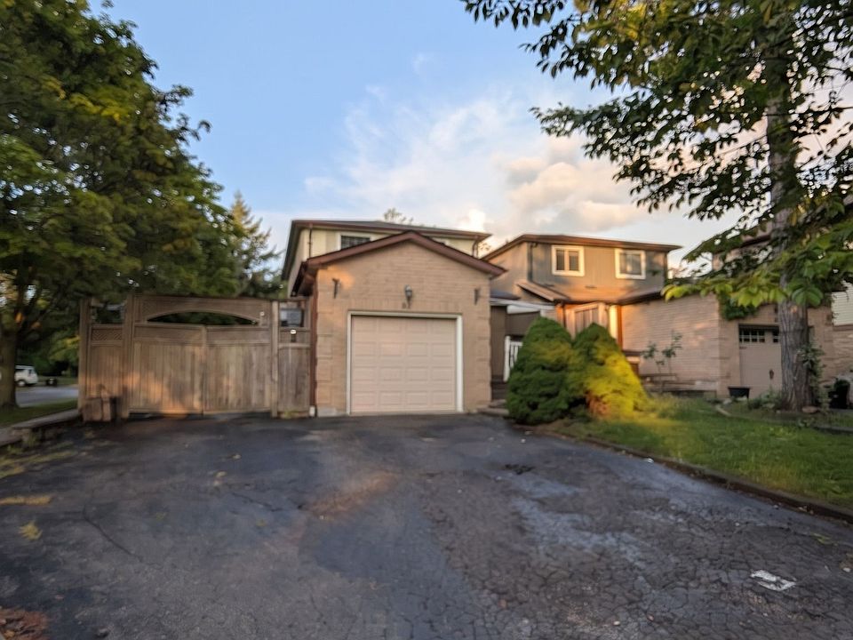 1st image of 63 Marlow Cres