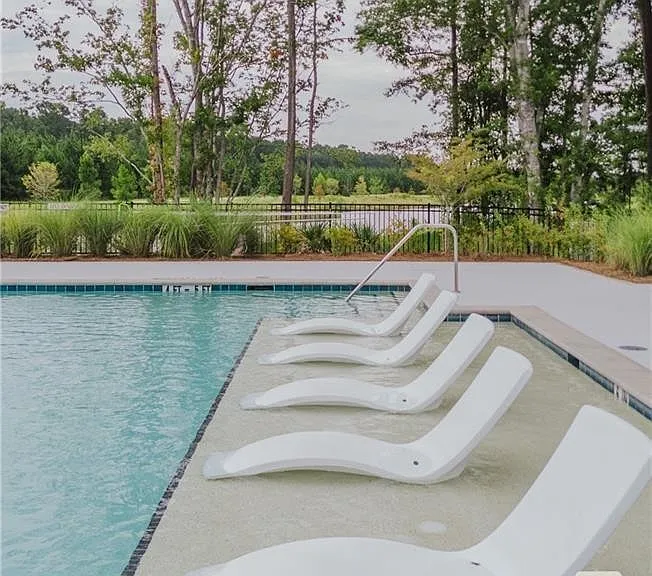 Longleaf Dr — Photo 8
