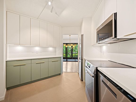 5th image of 5701 Camino Del Sol #104