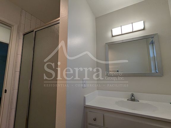 3rd image of 1916 Elise Way APT D