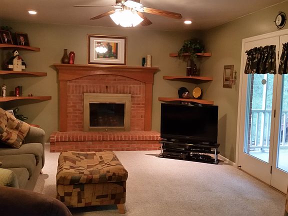 4th image of 7689 Athenia Dr