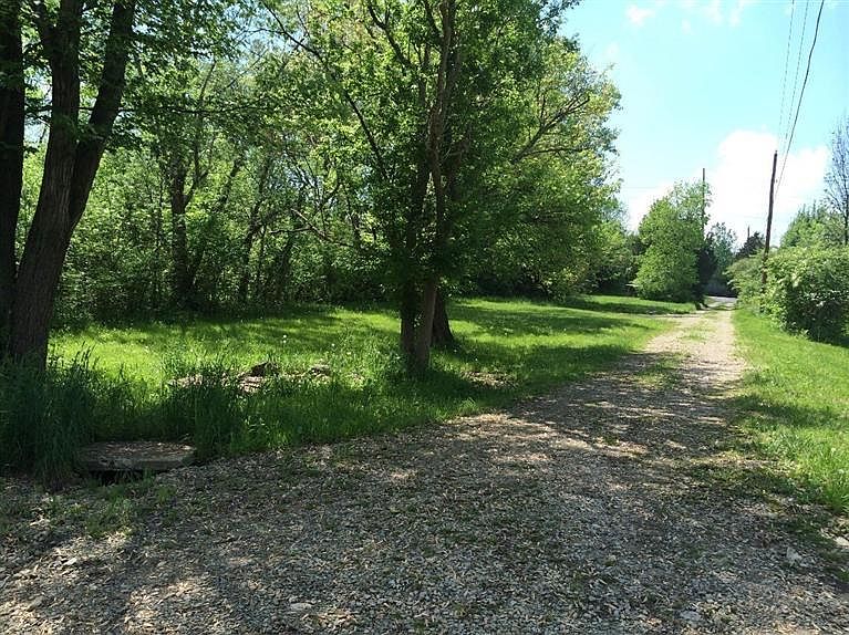 2nd image of 5450 S Union Rd