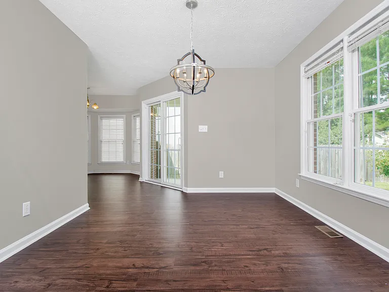 7308 Weathergreen Dr — Photo 9