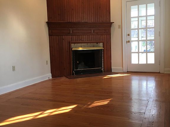 5th image of 1404 Lawndale Rd