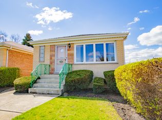 7143 W Howard St, Niles, IL 60714