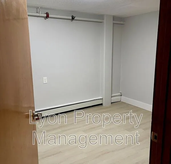 262 Illinois St #2 — Photo 9