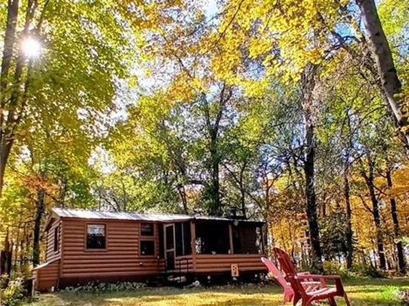 2131 Pine Road, Spooner, WI 54801