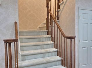 84 Wedgewood Dr, Montville, NJ 07045