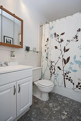 Rented by R New York | media 6