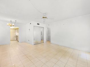 7410 NW 1st St APT 104, Margate, FL 33063