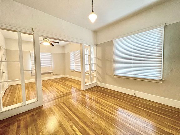 3rd image of 715 11th St APT 1
