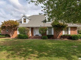 1601 S Eugene Ln, Marion, IL 62959