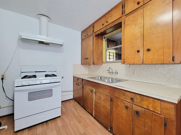 409 N Parrish St — Photo 6