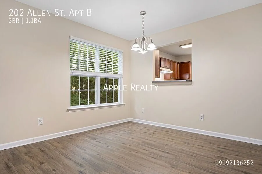 202 Allen St. Apt B - Available now! — Photo 4