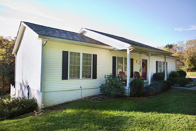 1st image of 34 Upland Dr #B