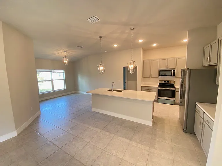 70 Forrester Pl — Photo 5
