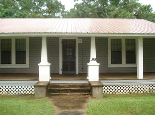 38 R L Musgrove Dr, Soso, MS 39480